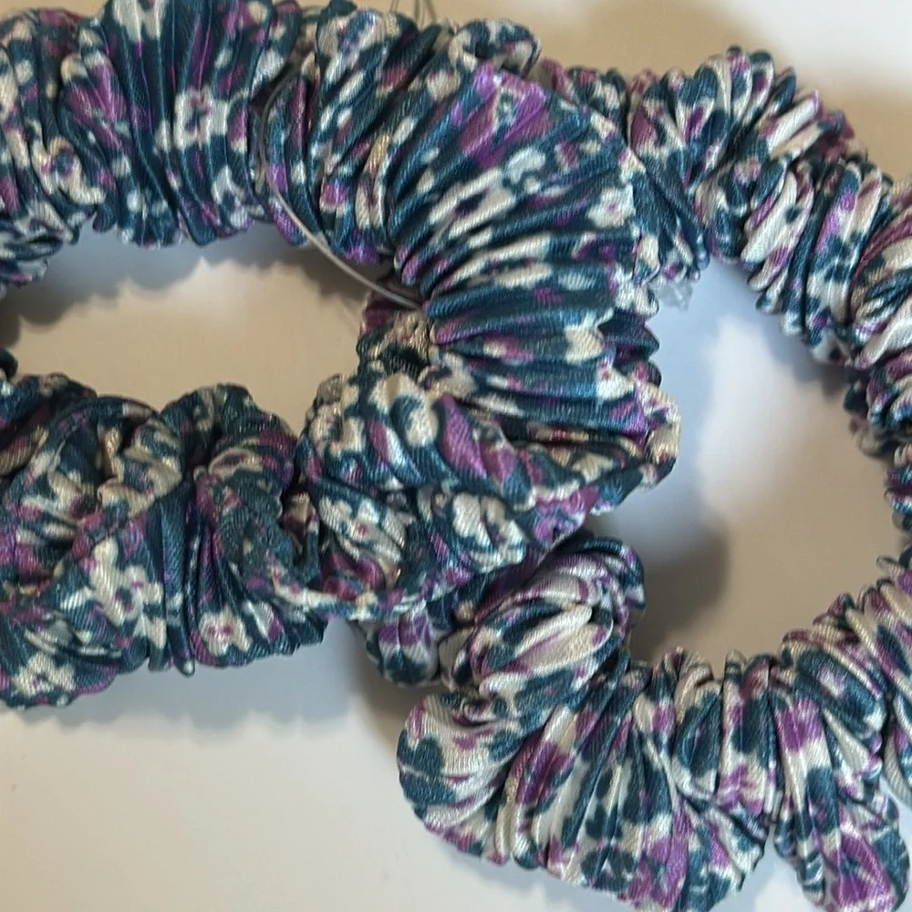 Crewcuts J.Crew Floral Scrunchies 2 Pack Blue Multicolor NWT Hair Ties